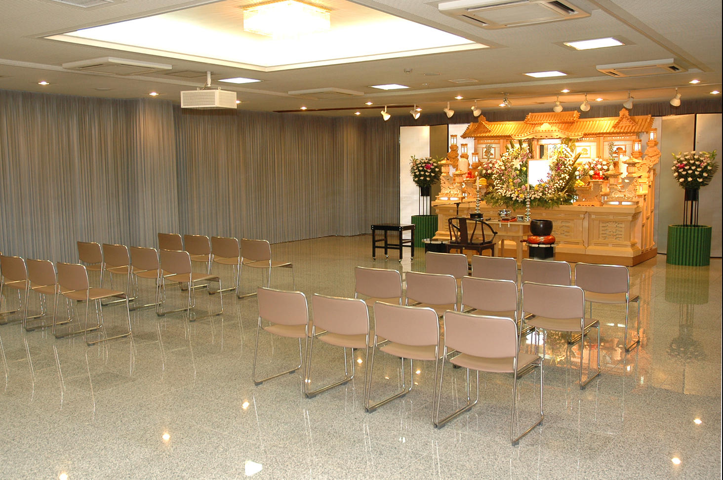 �z�[���Ւd