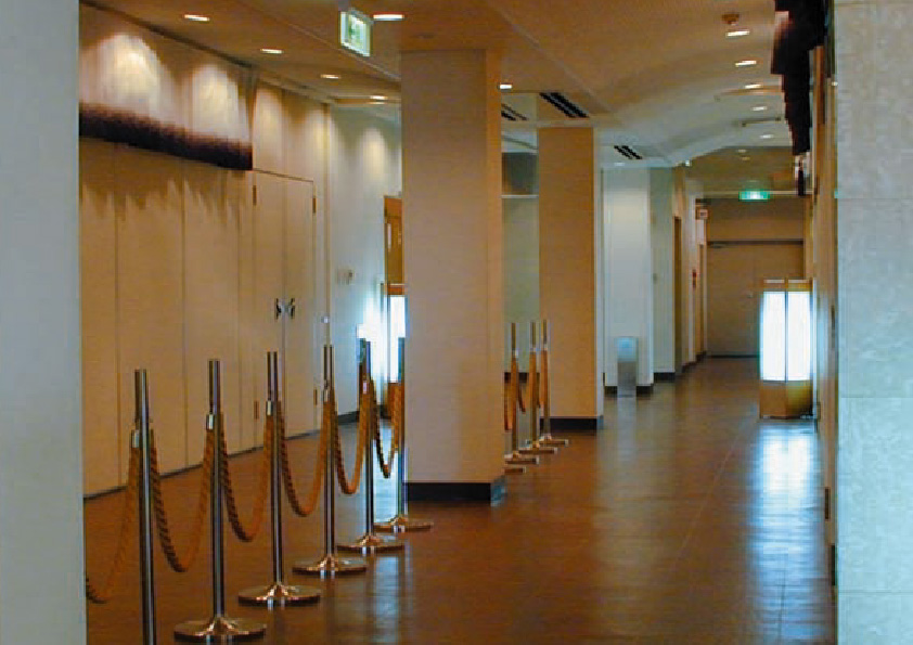 �z�[������